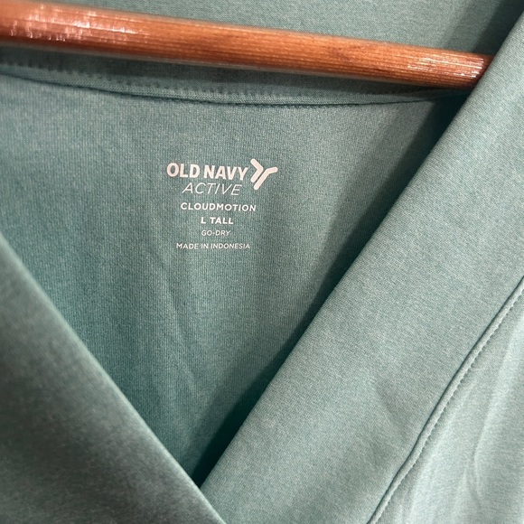 NWOT Old Navy Active Cloud Motion Large Tall Teal Sleeveless V-Neck Top. Go dry - Picture 8 of 11